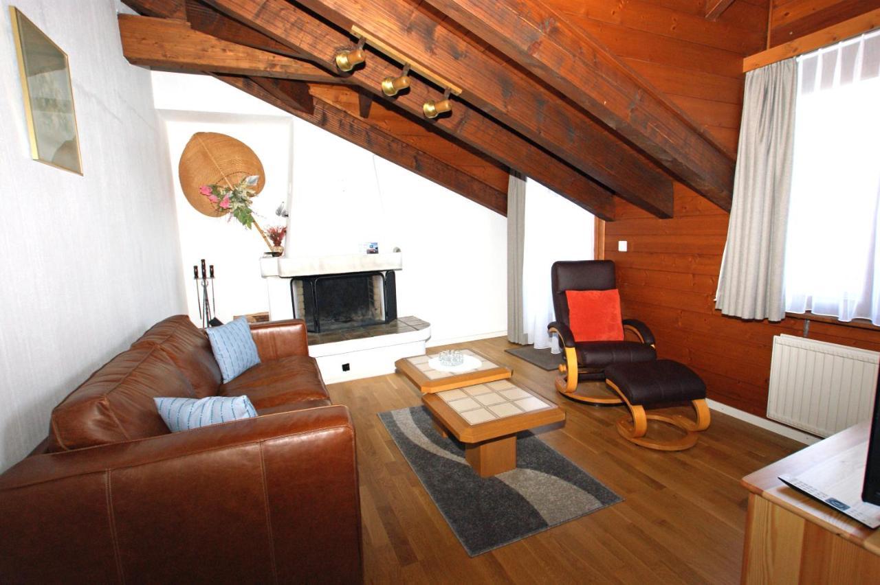 Cadras Apartment Tinzen Bagian luar foto